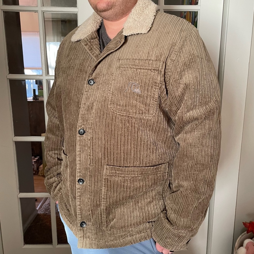 Quiksilver XL Sherpa-Lined Corduroy Utility Jacket – 90s Inspired, Cold Weather